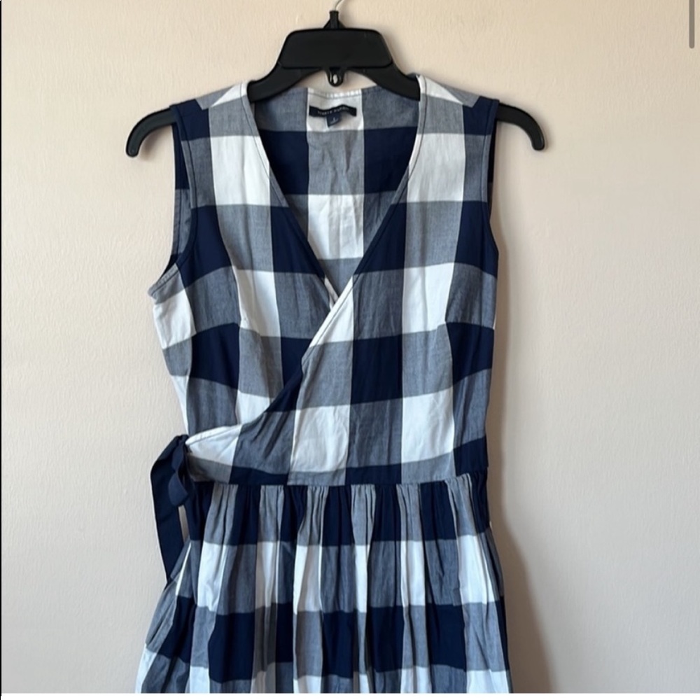 Tommy Hilfiger White & Blue Gingham Faux Wrap Dress With Pockets Size 2